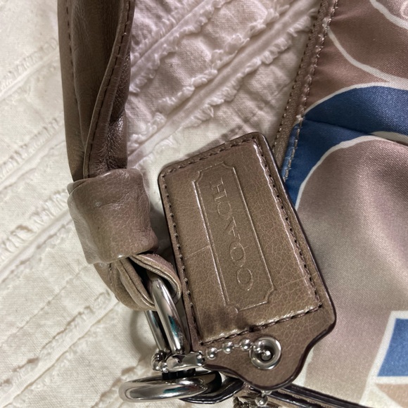 Coach Kristin hobo shoulder purse H1076-16494 in  great condition - Picture 2 of 16